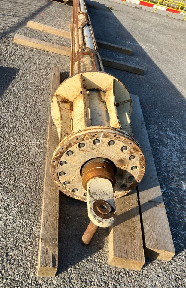 Bauer BK250/394/4/40-S - Bate estaca: foto 3 Bauer BK250/394/4/40-S - Bate estaca: foto 3