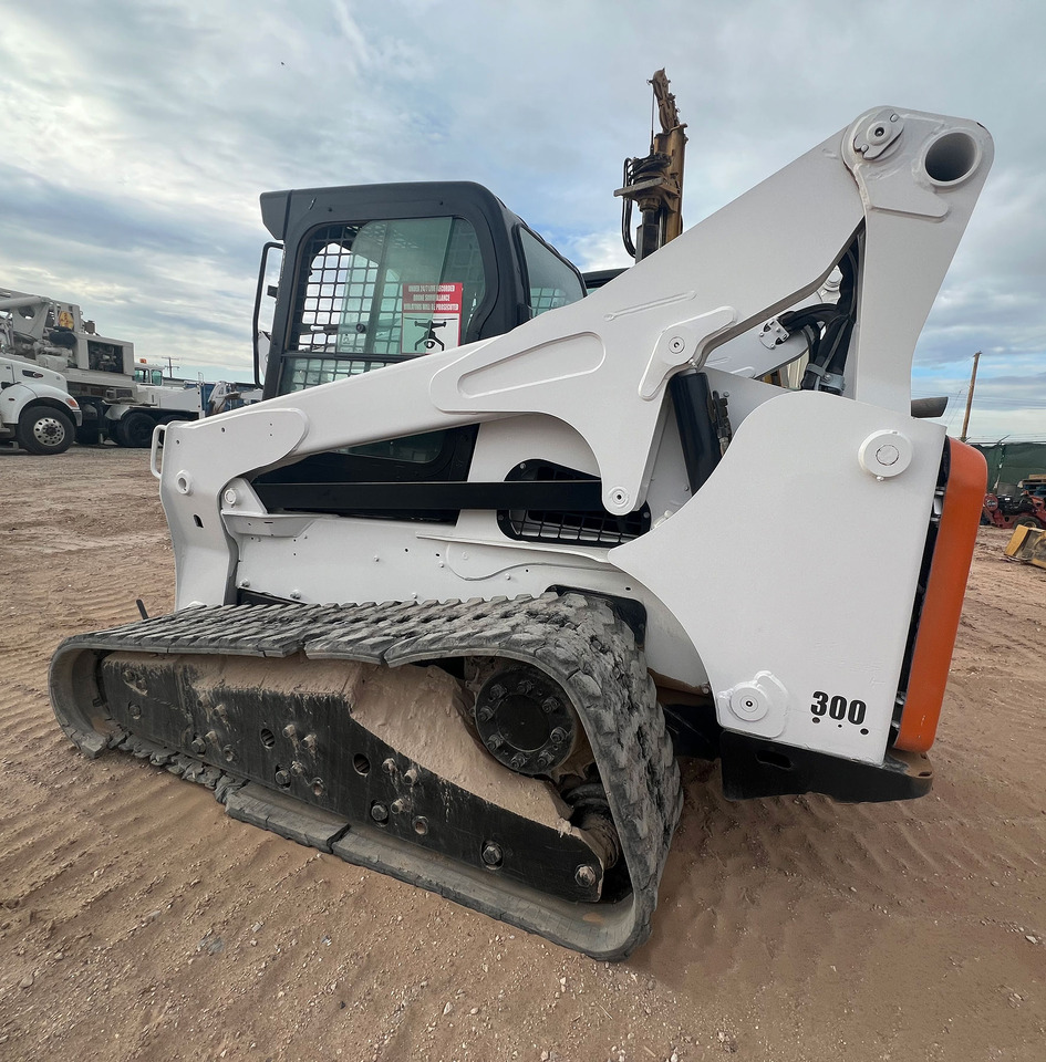 Bobcat T870 - Mini carregadeira: foto 4 Bobcat T870 - Mini carregadeira: foto 4