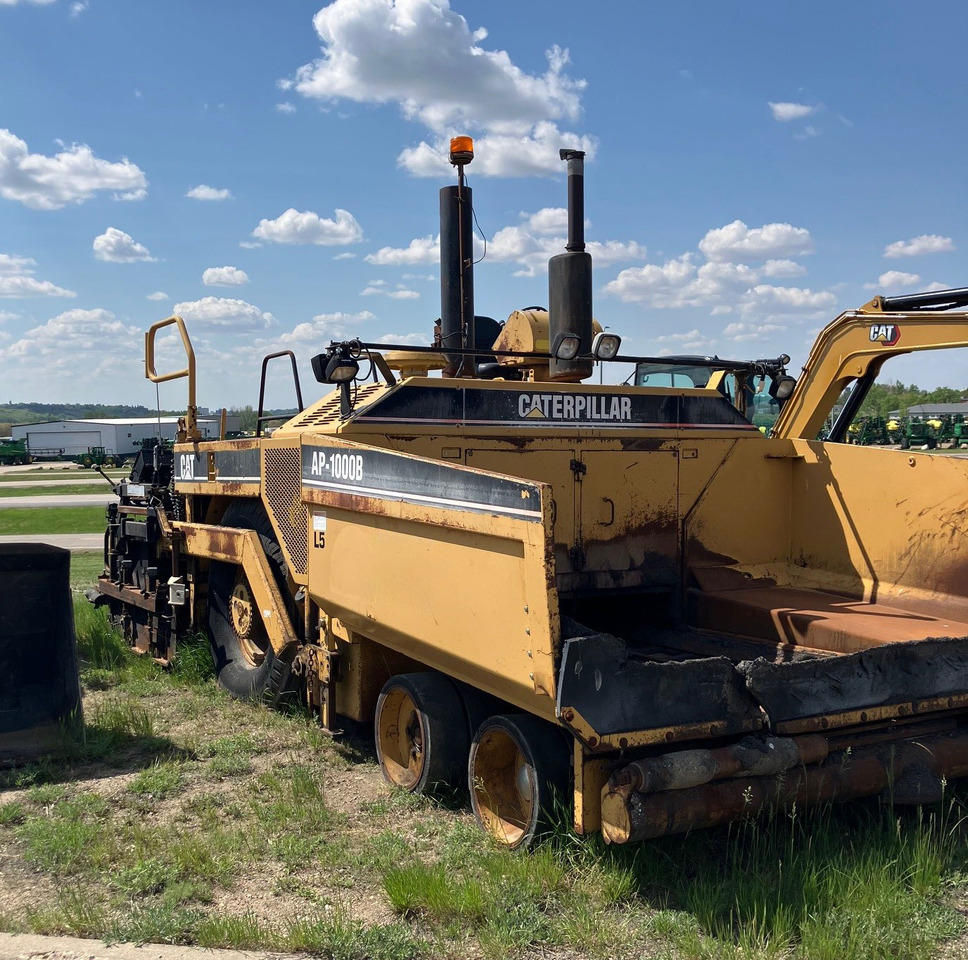 Caterpillar AP1000B - Acabadora: foto 1 Caterpillar AP1000B - Acabadora: foto 1