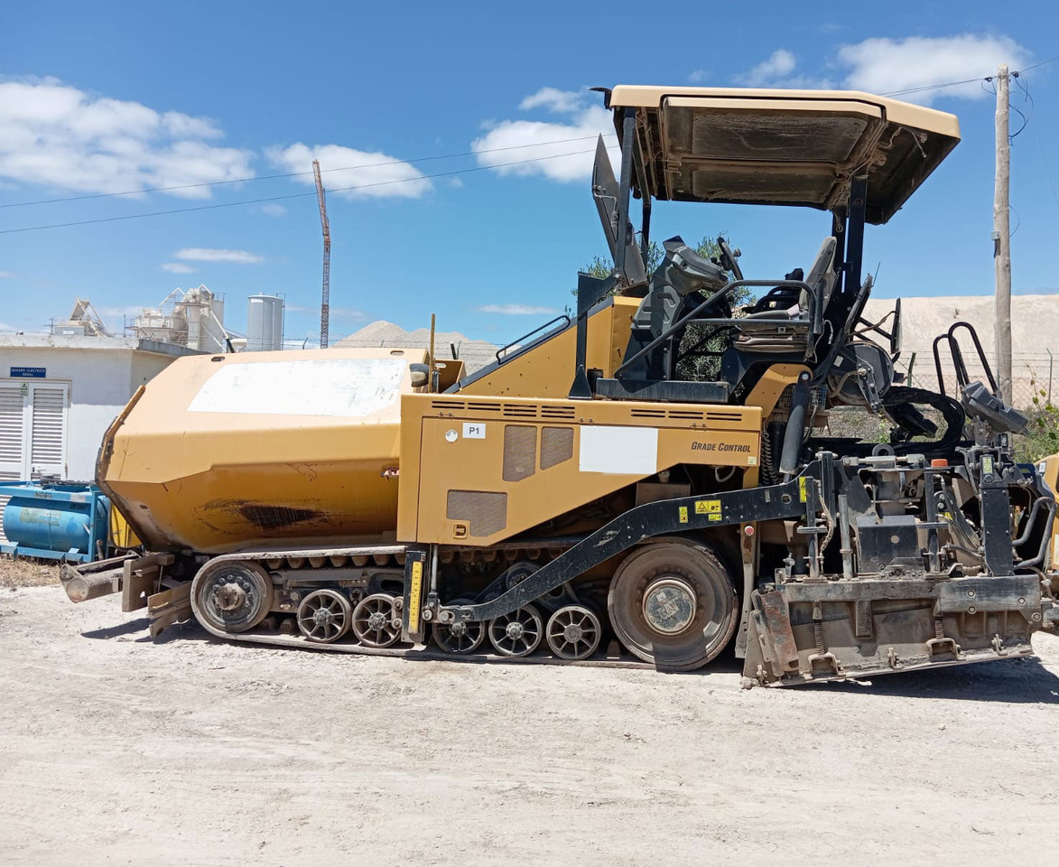 Caterpillar AP655F - Acabadora: foto 2 Caterpillar AP655F - Acabadora: foto 2
