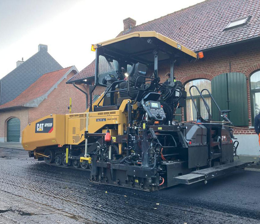 Caterpillar AP655F - Acabadora: foto 1 Caterpillar AP655F - Acabadora: foto 1