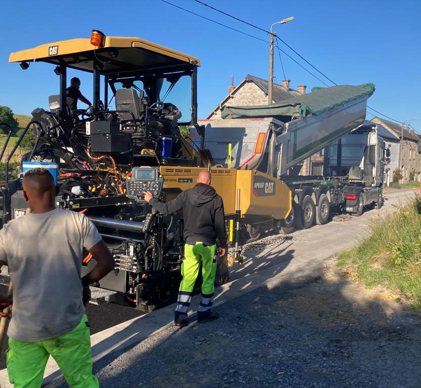 Caterpillar AP655F - Acabadora: foto 4 Caterpillar AP655F - Acabadora: foto 4