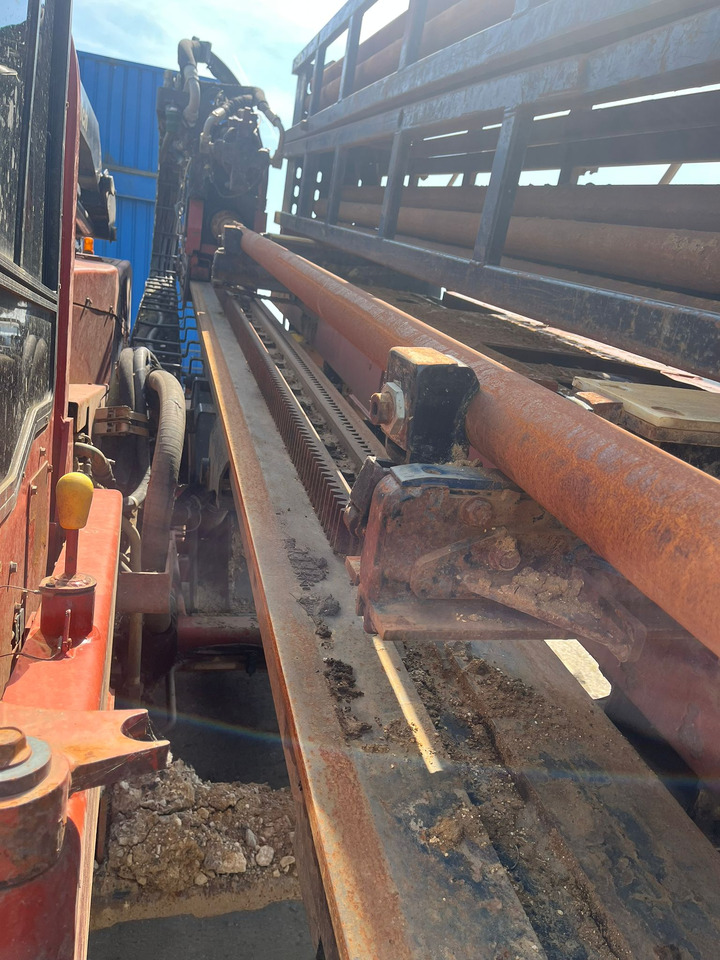 Ditch Witch JT100 Mach 1 - Máquina de perfuração direcional: foto 5 Ditch Witch JT100 Mach 1 - Máquina de perfuração direcional: foto 5