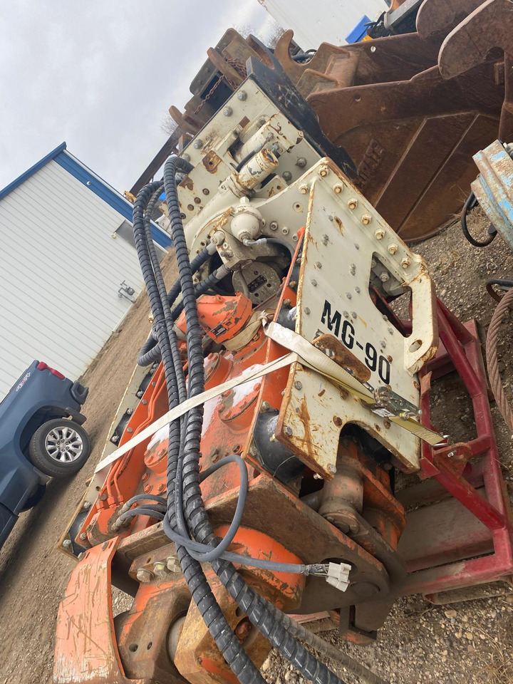 Gilbert Grizzly MG-90 - Bate estaca: foto 4 Gilbert Grizzly MG-90 - Bate estaca: foto 4