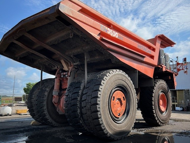 Hitachi EH3500ACII - Dumper: foto 4 Hitachi EH3500ACII - Dumper: foto 4