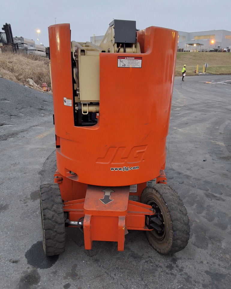 JLG E300AJP - Pá carregadora telescópica: foto 5 JLG E300AJP - Pá carregadora telescópica: foto 5