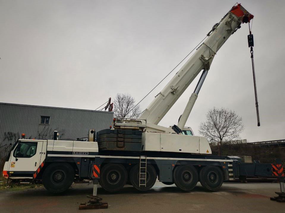 Liebherr LTM 1200-5.1 - Guindaste móvel: foto 1 Liebherr LTM 1200-5.1 - Guindaste móvel: foto 1