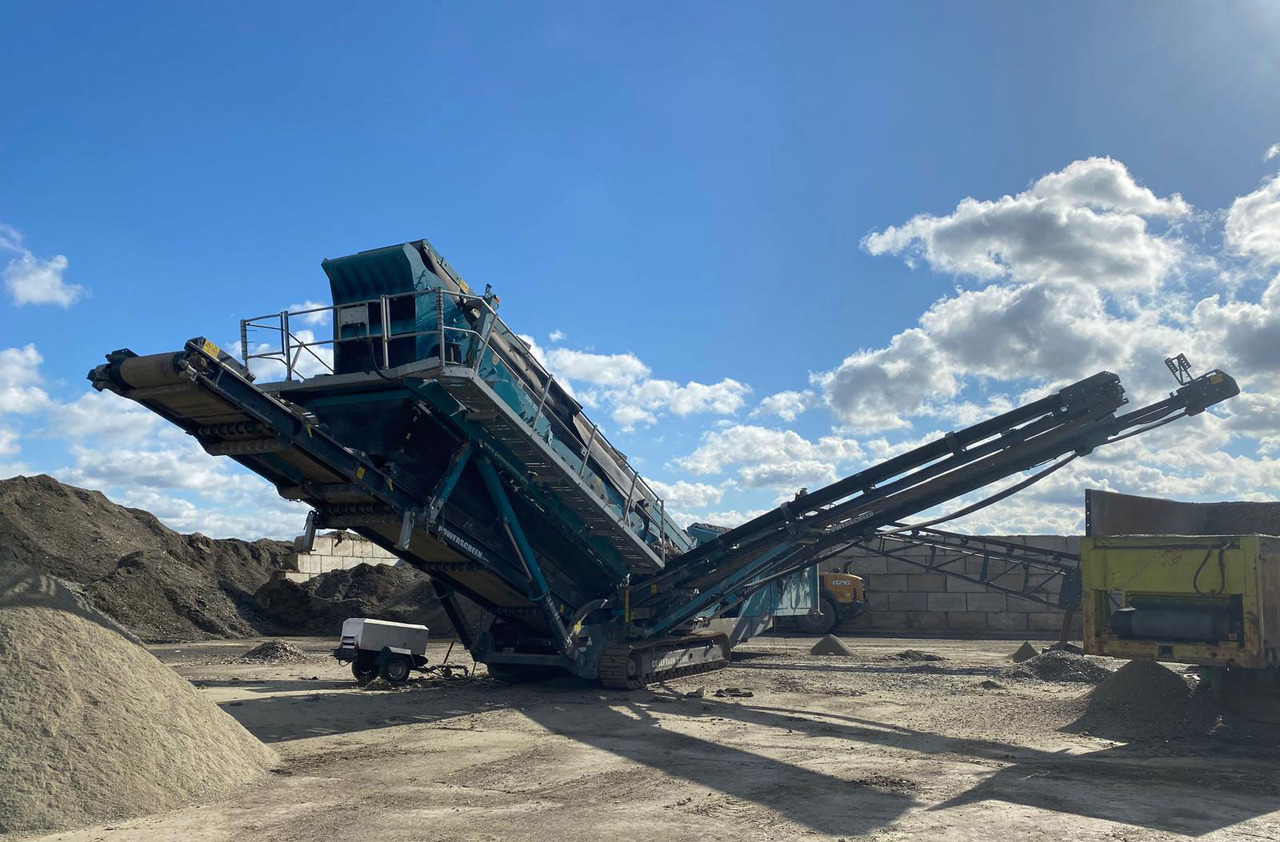 Powerscreen Chieftain 2200 - Peneira vibratória: foto 3 Powerscreen Chieftain 2200 - Peneira vibratória: foto 3