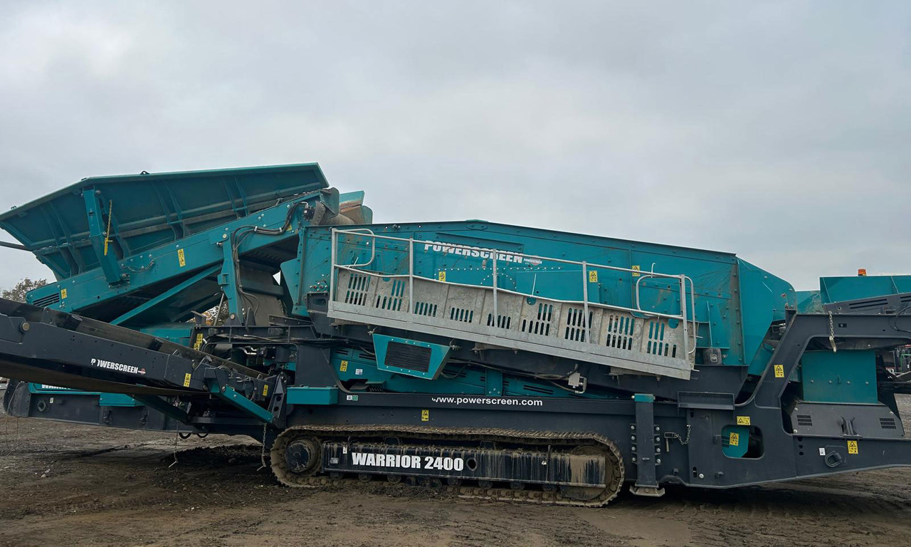 Powerscreen Warrior 2400 - Peneira vibratória: foto 4 Powerscreen Warrior 2400 - Peneira vibratória: foto 4