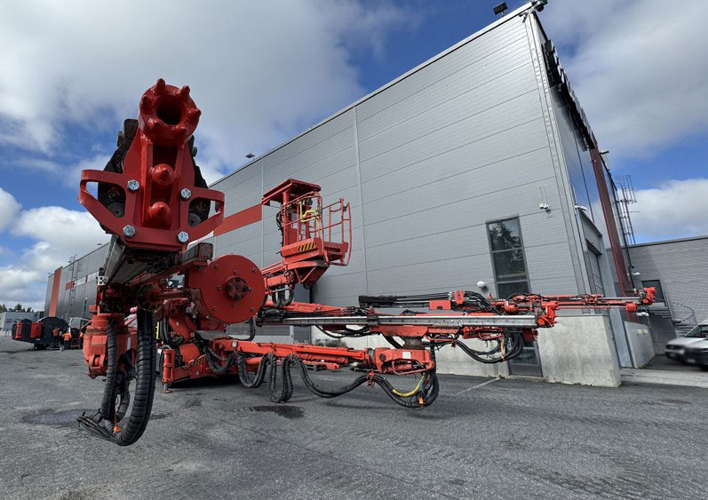 Sandvik DT1132i - Máquina de perfuração direcional: foto 4 Sandvik DT1132i - Máquina de perfuração direcional: foto 4