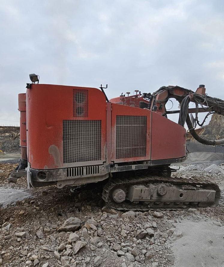 Sandvik DX780 - Máquina de perfuração: foto 1 Sandvik DX780 - Máquina de perfuração: foto 1