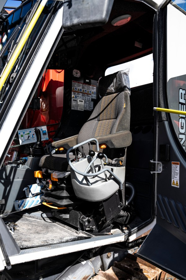 Máquina de perfuração Sandvik DX800: foto 12