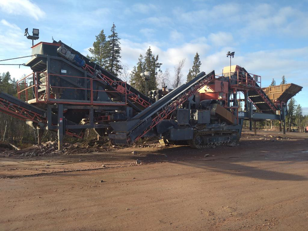 Sandvik UH640 - Britadeira móvel: foto 3 Sandvik UH640 - Britadeira móvel: foto 3