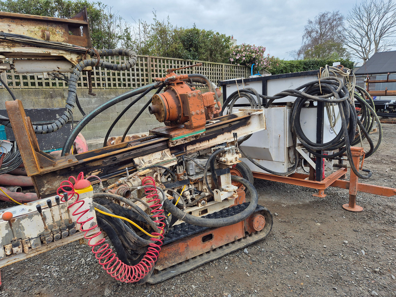 Technodrill TD308 - Bate estaca: foto 1 Technodrill TD308 - Bate estaca: foto 1