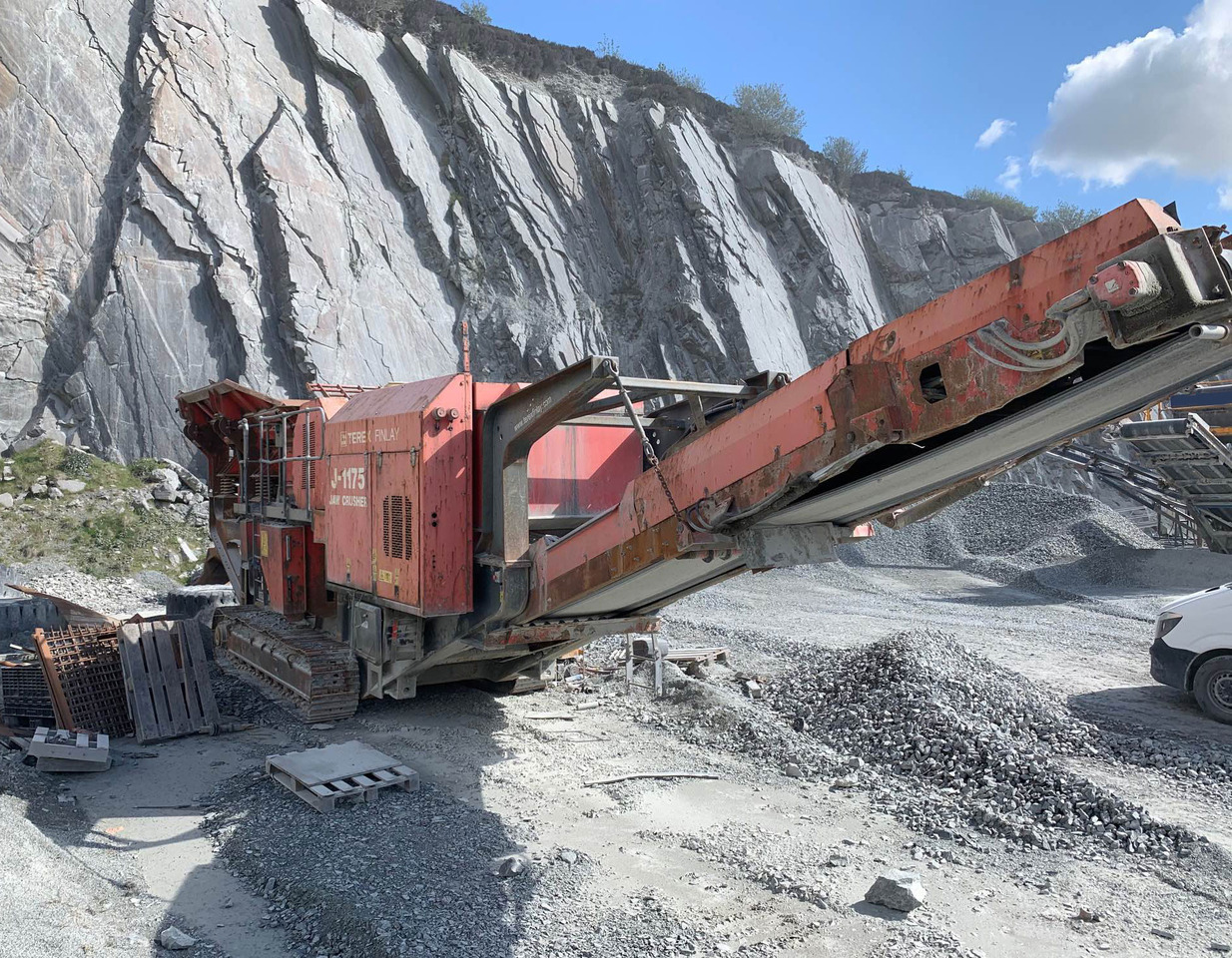 Terex Finlay J-1175 - Britador de mandíbula: foto 1 Terex Finlay J-1175 - Britador de mandíbula: foto 1