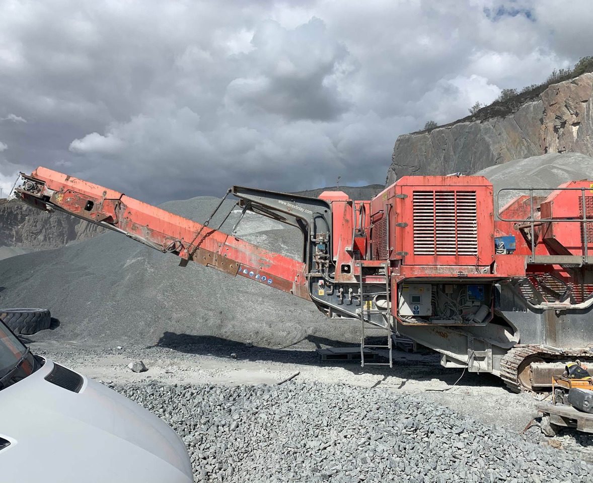 Terex Finlay J-1175 - Britador de mandíbula: foto 4 Terex Finlay J-1175 - Britador de mandíbula: foto 4