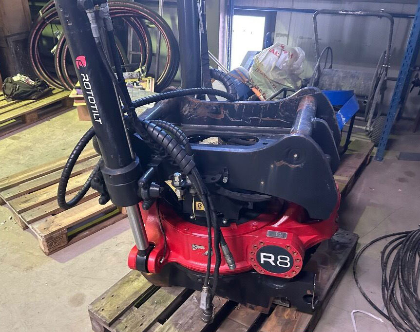 Volvo EC300enl - Bate estaca: foto 5 Volvo EC300enl - Bate estaca: foto 5