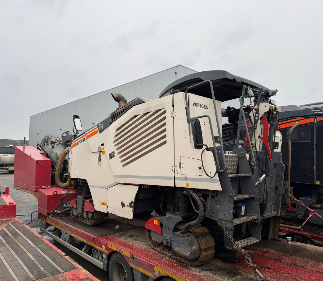 Wirtgen W 120 CFI - Aplainadora (Fresadora): foto 1 Wirtgen W 120 CFI - Aplainadora (Fresadora): foto 1