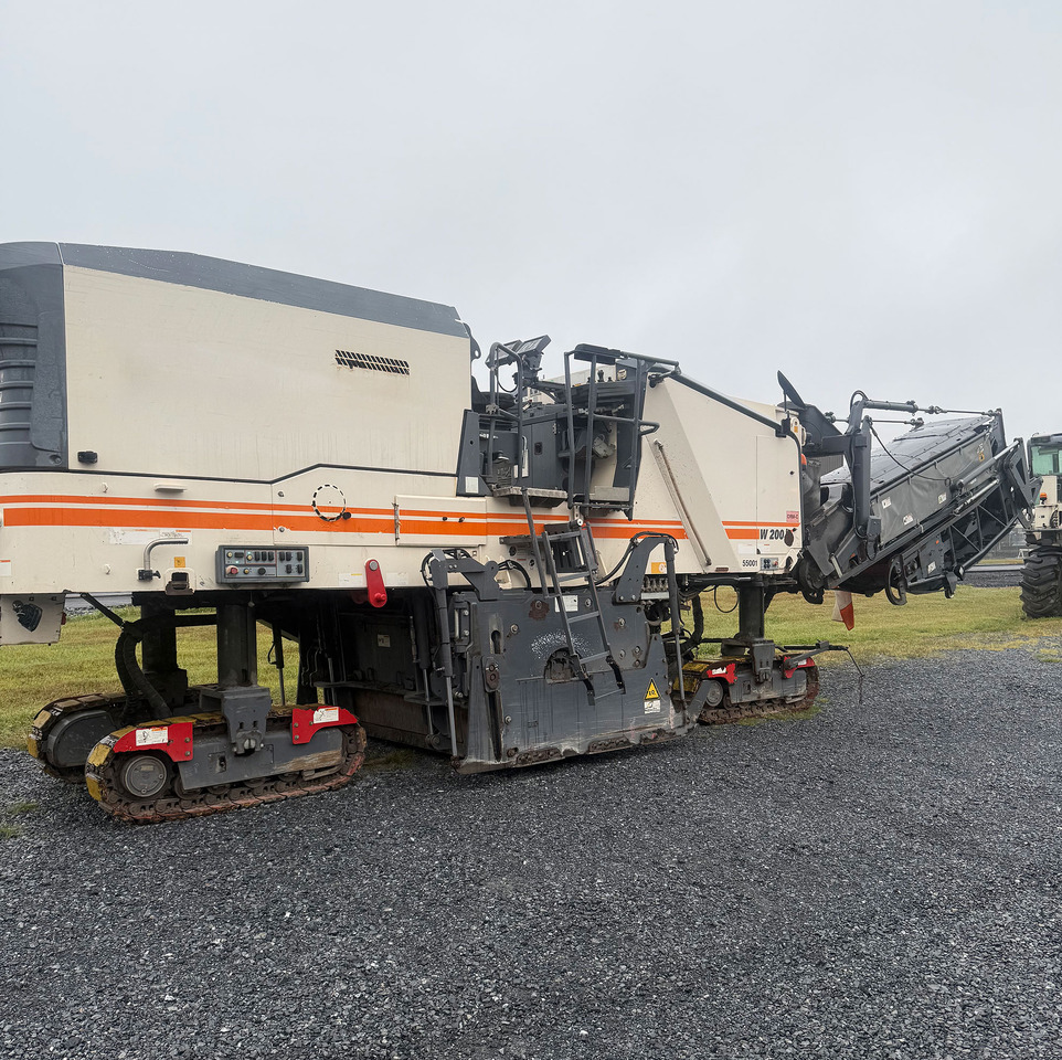 Wirtgen W 200 I - Aplainadora (Fresadora): foto 1 Wirtgen W 200 I - Aplainadora (Fresadora): foto 1