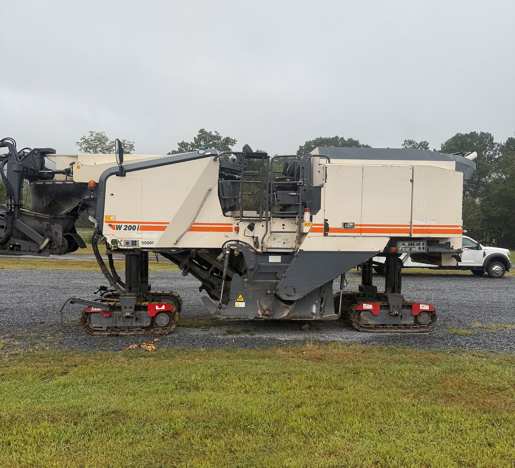Wirtgen W 200 I - Aplainadora (Fresadora): foto 3 Wirtgen W 200 I - Aplainadora (Fresadora): foto 3