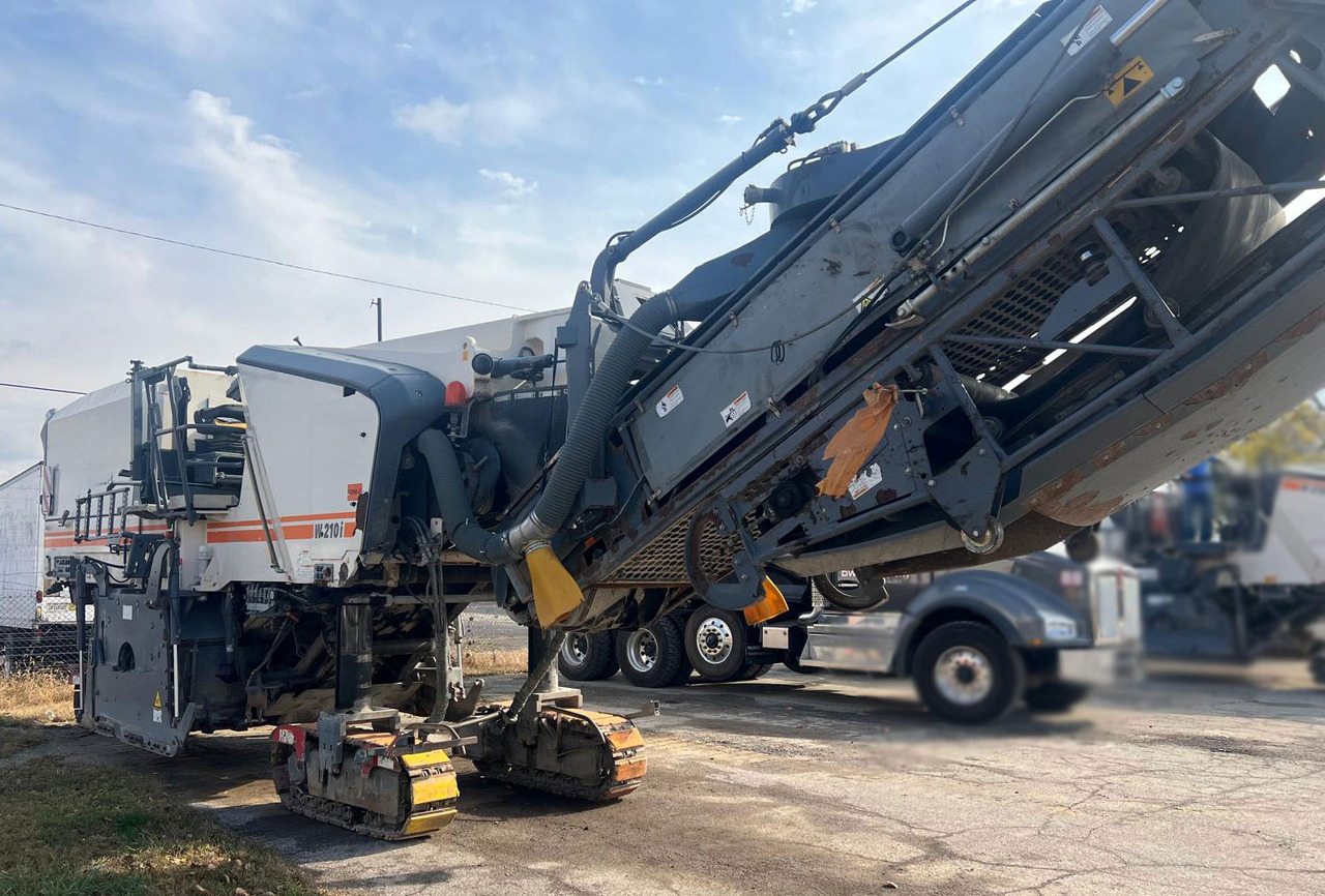 Wirtgen W 210 i - Aplainadora (Fresadora): foto 5 Wirtgen W 210 i - Aplainadora (Fresadora): foto 5