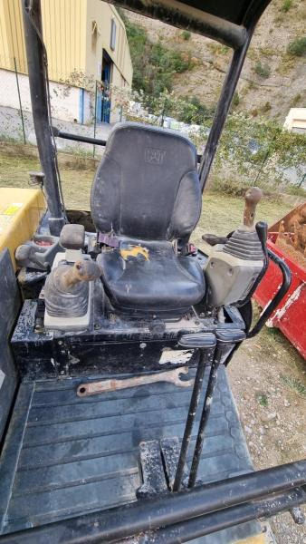 CATERPILLAR 305ECR - Mini escavadeira: foto 5 CATERPILLAR 305ECR - Mini escavadeira: foto 5