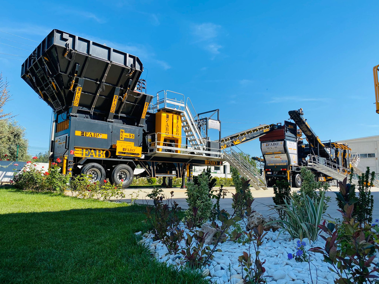 FABO MCK-95 MOBILE CRUSHING & SCREENING PLANT - Britadeira móvel: foto 4 FABO MCK-95 MOBILE CRUSHING & SCREENING PLANT - Britadeira móvel: foto 4