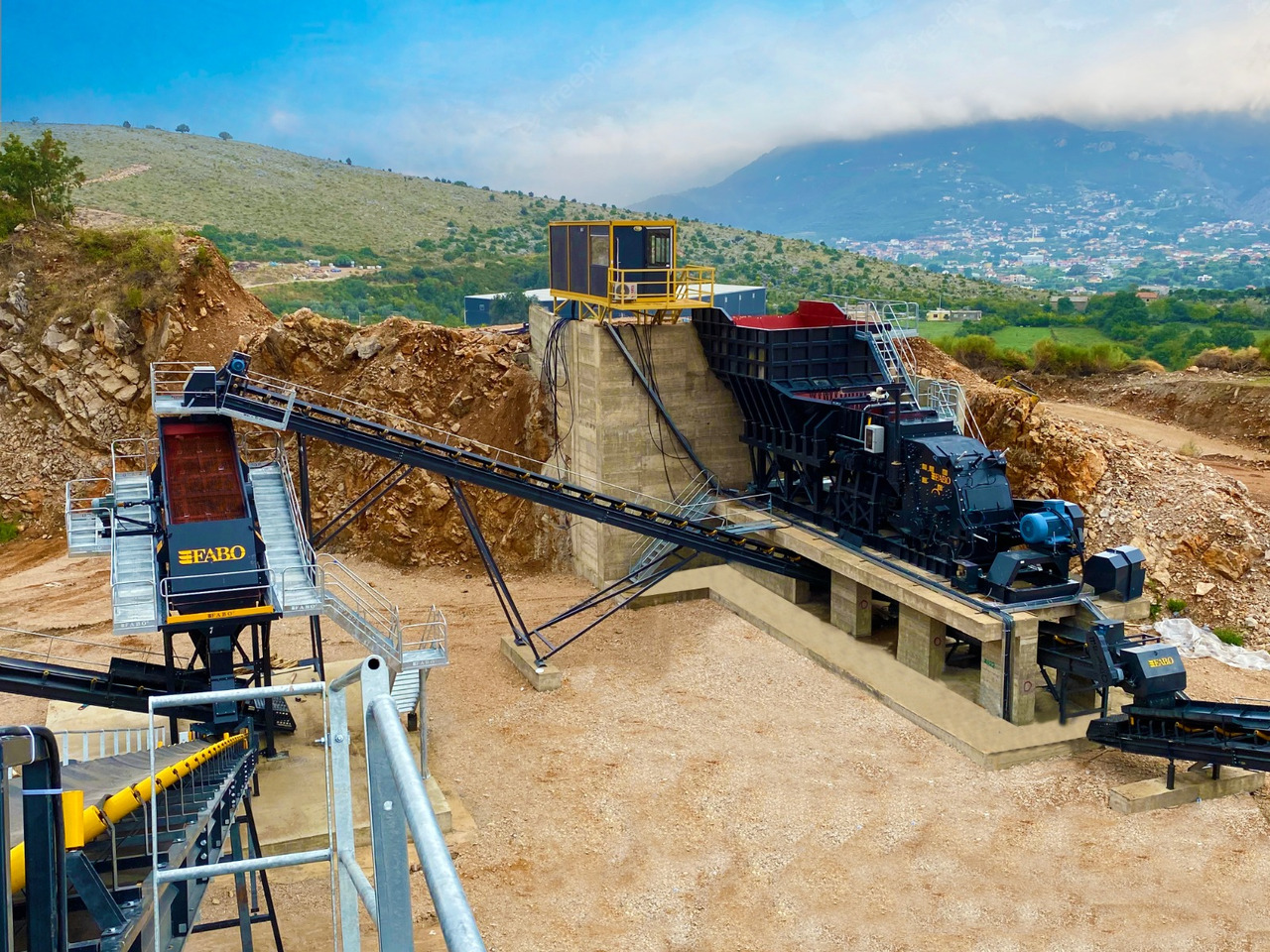 Britador nuevo FABO crusher - stone crusher - crushers: foto 9