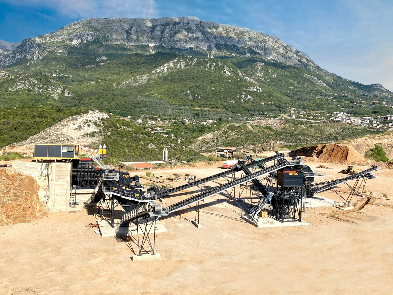 Britador nuevo FABO crusher - stone crusher - crushers: foto 7