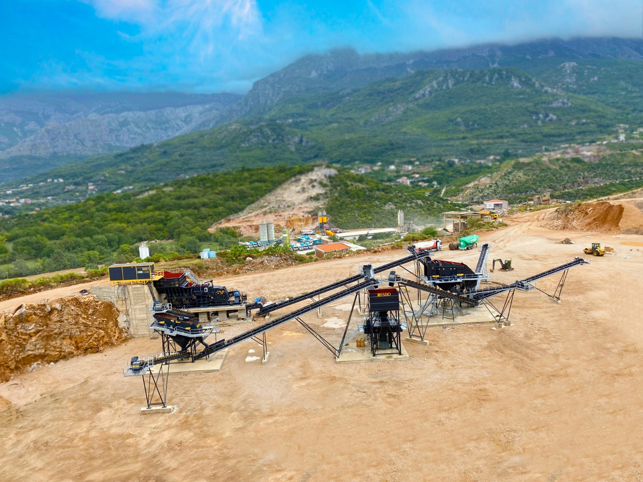 Britador nuevo FABO crusher - stone crusher - crushers: foto 13