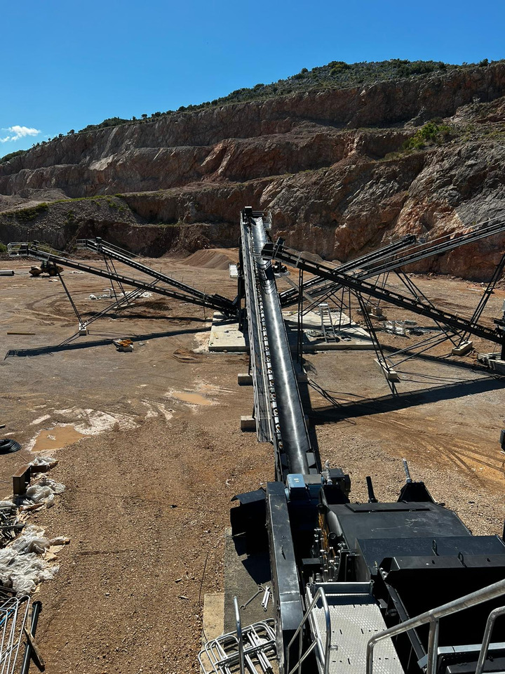 Britador nuevo FABO crusher - stone crusher - crushers: foto 38