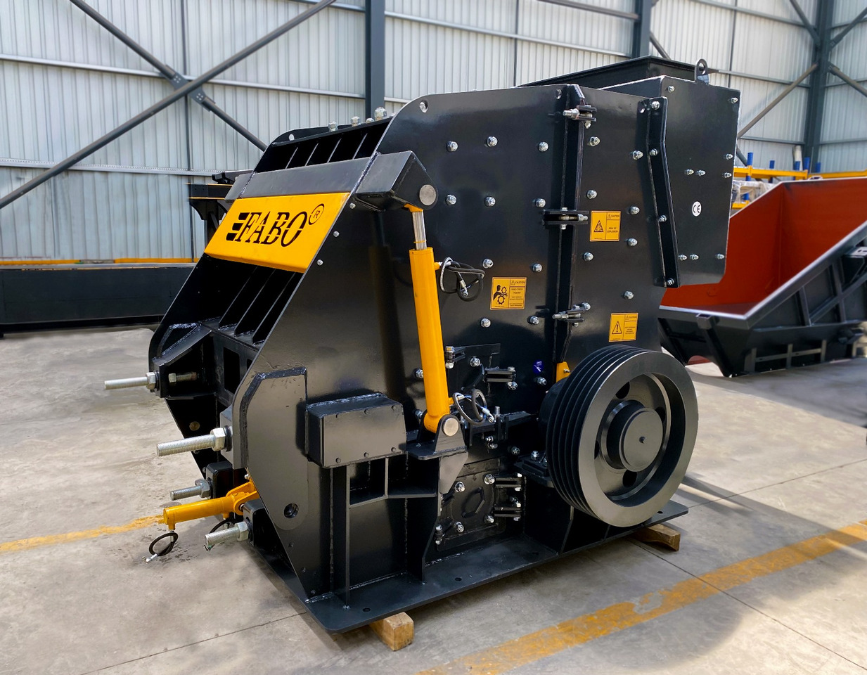 FABO impact crusher - Britador de impacto: foto 5 FABO impact crusher - Britador de impacto: foto 5
