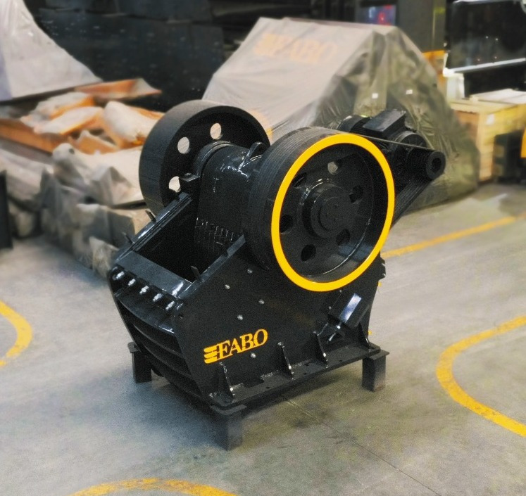 FABO jaw crusher - Britador de mandíbula: foto 1 FABO jaw crusher - Britador de mandíbula: foto 1