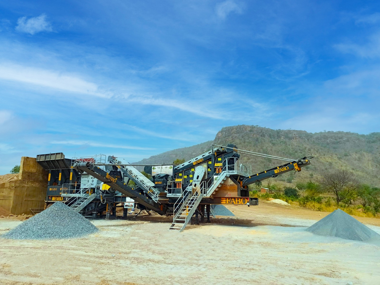 FABO mining machinery - crushing plant - Máquina de mineração: foto 2 FABO mining machinery - crushing plant - Máquina de mineração: foto 2