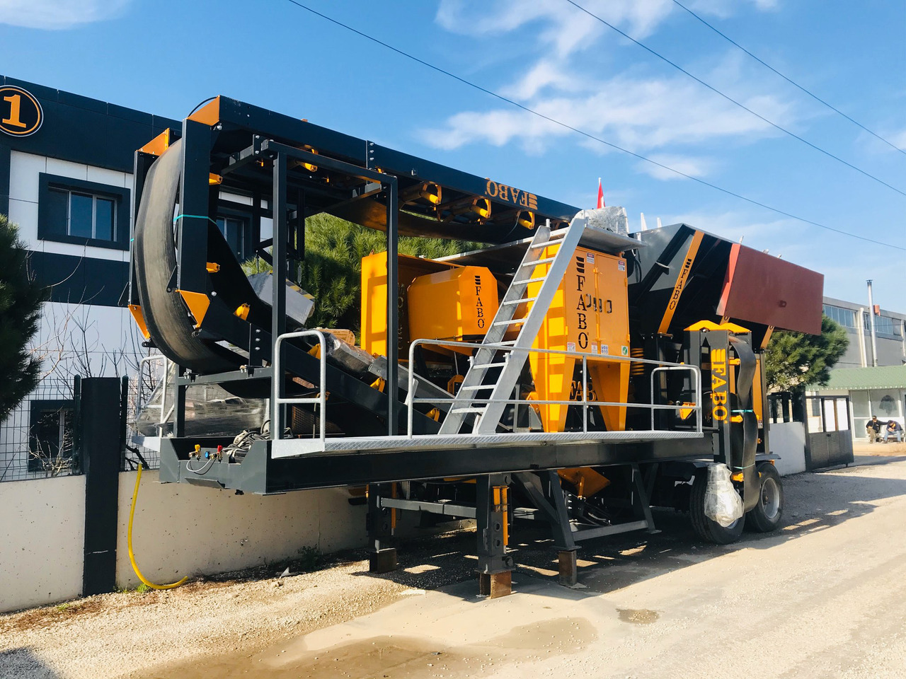 FABO mining machinery - crushing plant - Máquina de mineração: foto 2 FABO mining machinery - crushing plant - Máquina de mineração: foto 2