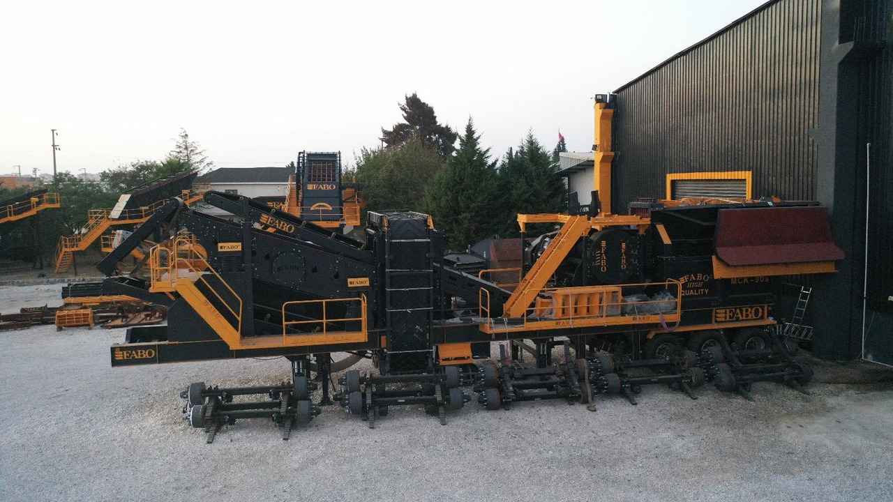 FABO mobile jaw crusher - Britador de mandíbula: foto 2 FABO mobile jaw crusher - Britador de mandíbula: foto 2