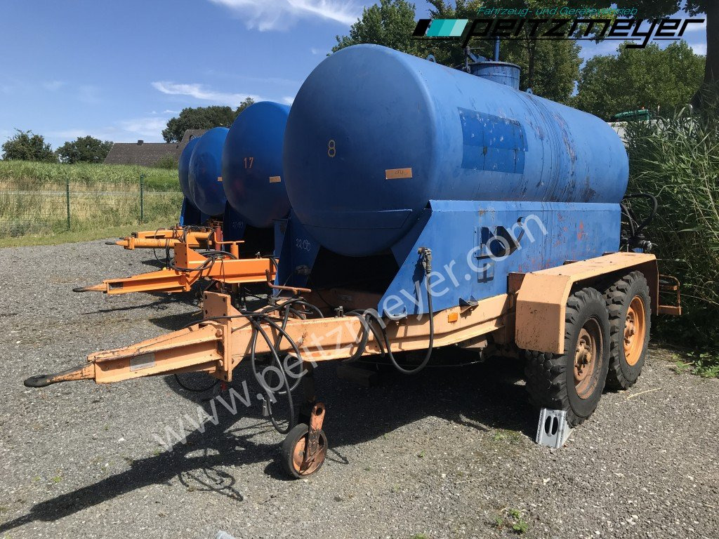 BATHE Tandemanhänger Bitum / Teerkocher 3,5 m³ - Reboque tanque: foto 1 BATHE Tandemanhänger Bitum / Teerkocher 3,5 m³ - Reboque tanque: foto 1