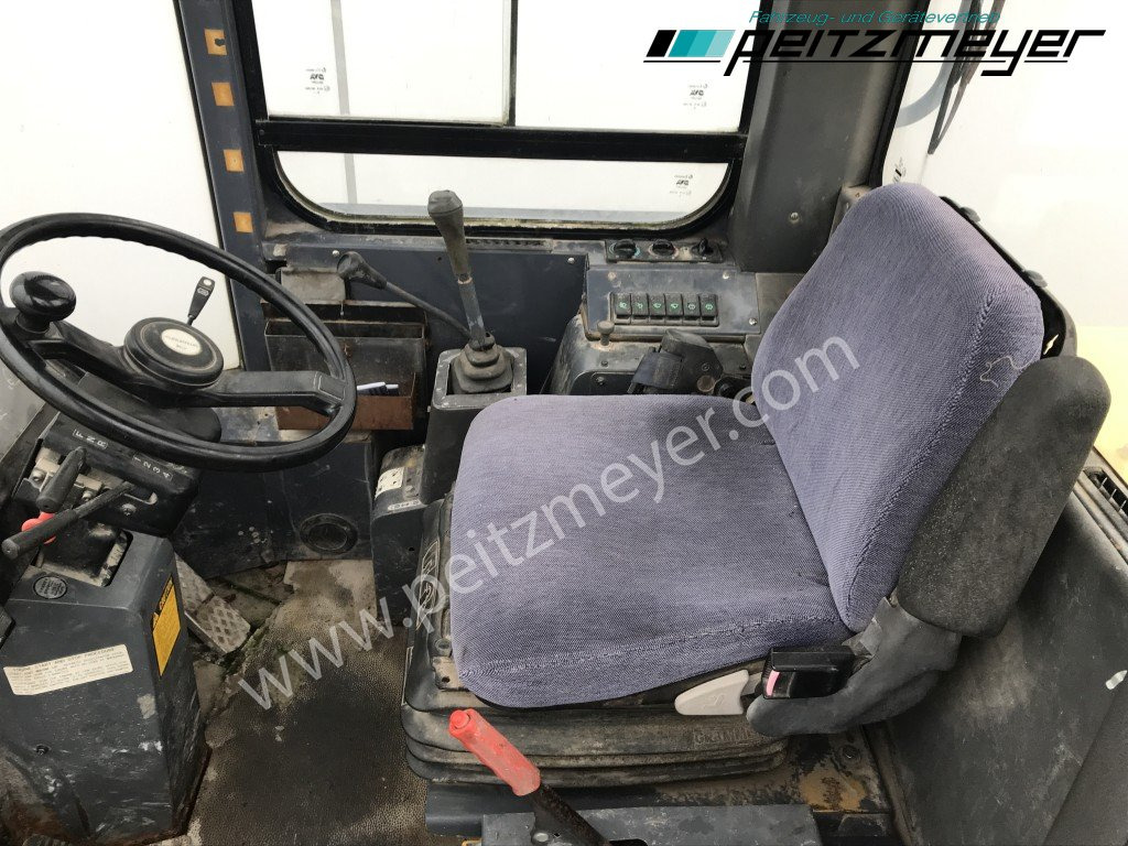Carregadeira de rodas FURUKAWA RADLADER 325 Klima: foto 12