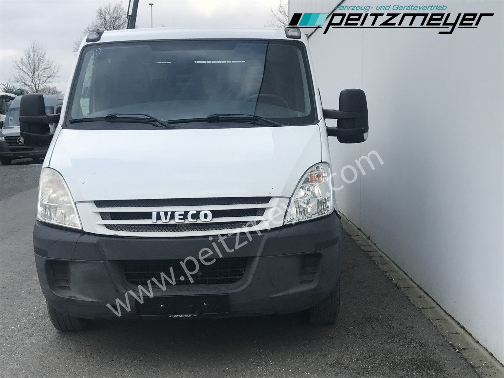 Iveco Daily 29 L 12 Doka, Pritsche, AHK 2,4 t. - Reboque plataforma/ Caixa aberta: foto 5 Iveco Daily 29 L 12 Doka, Pritsche, AHK 2,4 t. - Reboque plataforma/ Caixa aberta: foto 5