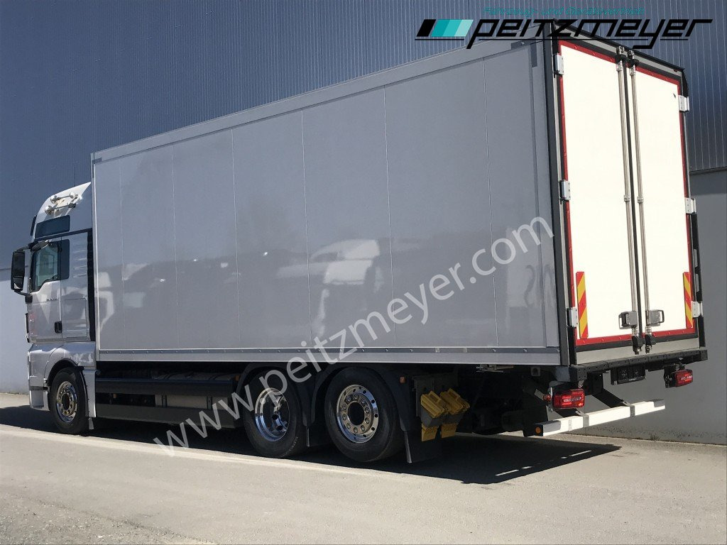 MAN TGX 26.540 FLL Tiefkühlkoffer - Caminhão isotérmico: foto 3 MAN TGX 26.540 FLL Tiefkühlkoffer - Caminhão isotérmico: foto 3