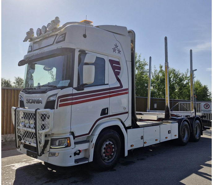 Scania R730 B6X4NB - Caminhão florestal, Caminhão grua: foto 1 Scania R730 B6X4NB - Caminhão florestal, Caminhão grua: foto 1