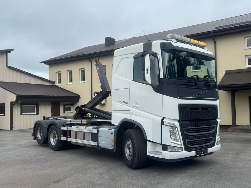 Volvo FH540 6X2 MULTILIFT 22T - Caminhão polibenne: foto 2 Volvo FH540 6X2 MULTILIFT 22T - Caminhão polibenne: foto 2