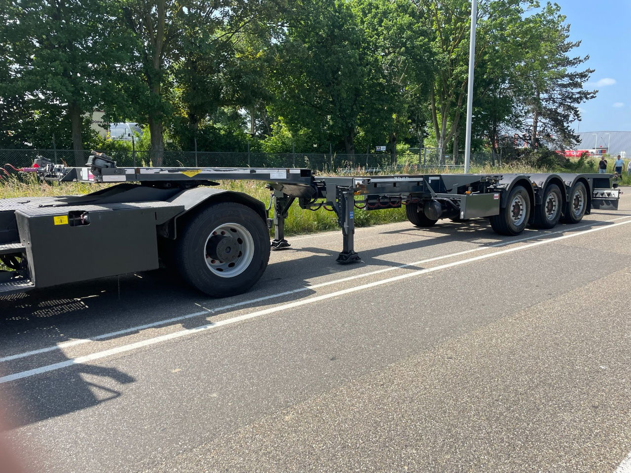 Broshuis Mfcc 20-30-40-45 FT HC / Disc brakes / Lifting axle / led /tuf 4-2026 - Semireboque transportador de contêineres/ Caixa móvel: foto 5 Broshuis Mfcc 20-30-40-45 FT HC / Disc brakes / Lifting axle / led /tuf 4-2026 - Semireboque transportador de contêineres/ Caixa móvel: foto 5