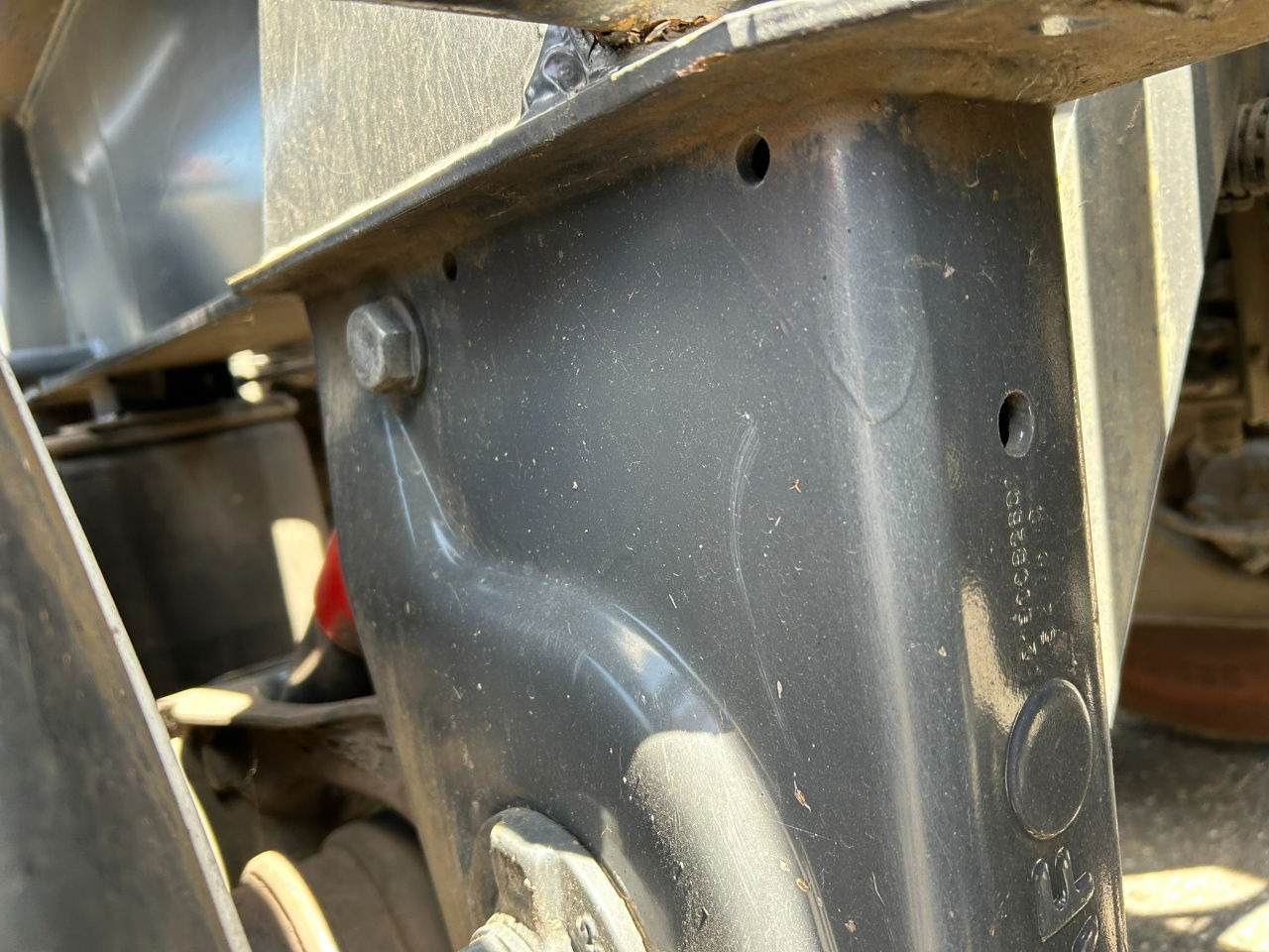 Mafa 2 x in stock 20 ft tipping chassis / disc brakes / lifting axle / alcoa wheels - Semireboque transportador de contêineres/ Caixa móvel: foto 5 Mafa 2 x in stock 20 ft tipping chassis / disc brakes / lifting axle / alcoa wheels - Semireboque transportador de contêineres/ Caixa móvel: foto 5