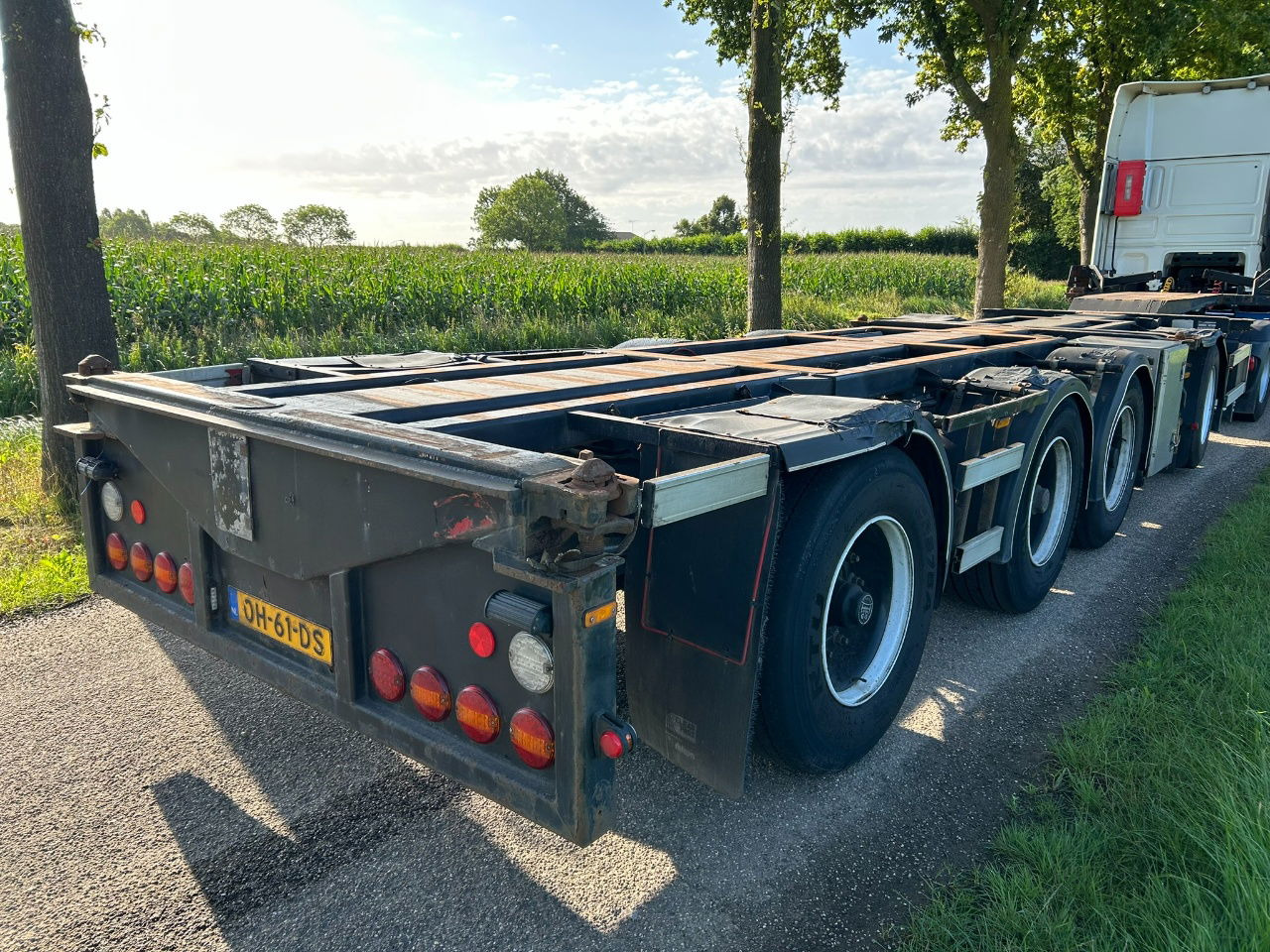 Nooteboom D-tec CT-53-04D combi chassis gvw 53000 kg - Semireboque transportador de contêineres/ Caixa móvel: foto 4 Nooteboom D-tec CT-53-04D combi chassis gvw 53000 kg - Semireboque transportador de contêineres/ Caixa móvel: foto 4