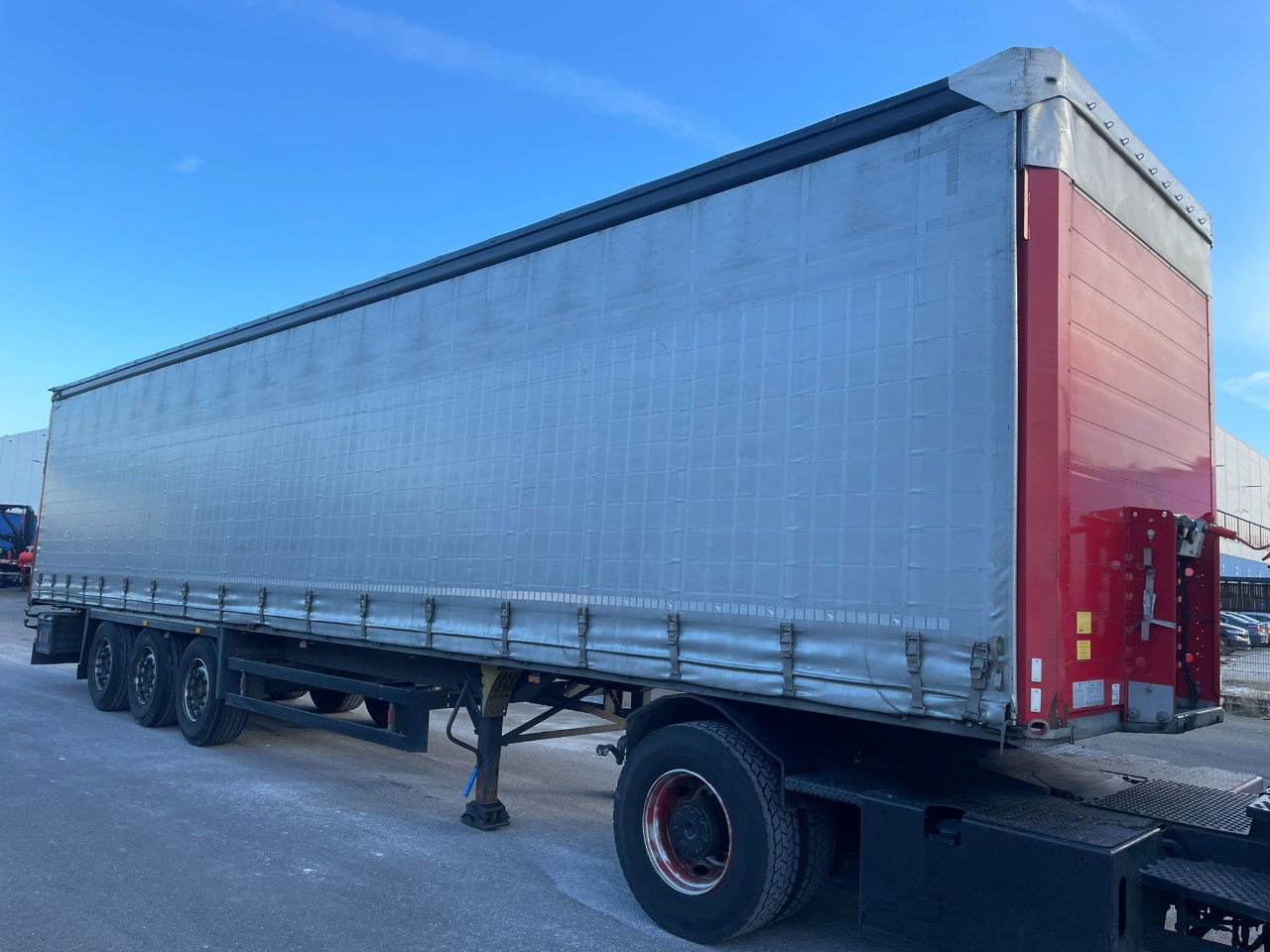 Schmitz Cargobull SCB-S3T EN 12642-XL Allu borden - disc brakes 2 x toolbox / tu - Semi-reboque de lona: foto 1 Schmitz Cargobull SCB-S3T EN 12642-XL Allu borden - disc brakes 2 x toolbox / tu - Semi-reboque de lona: foto 1