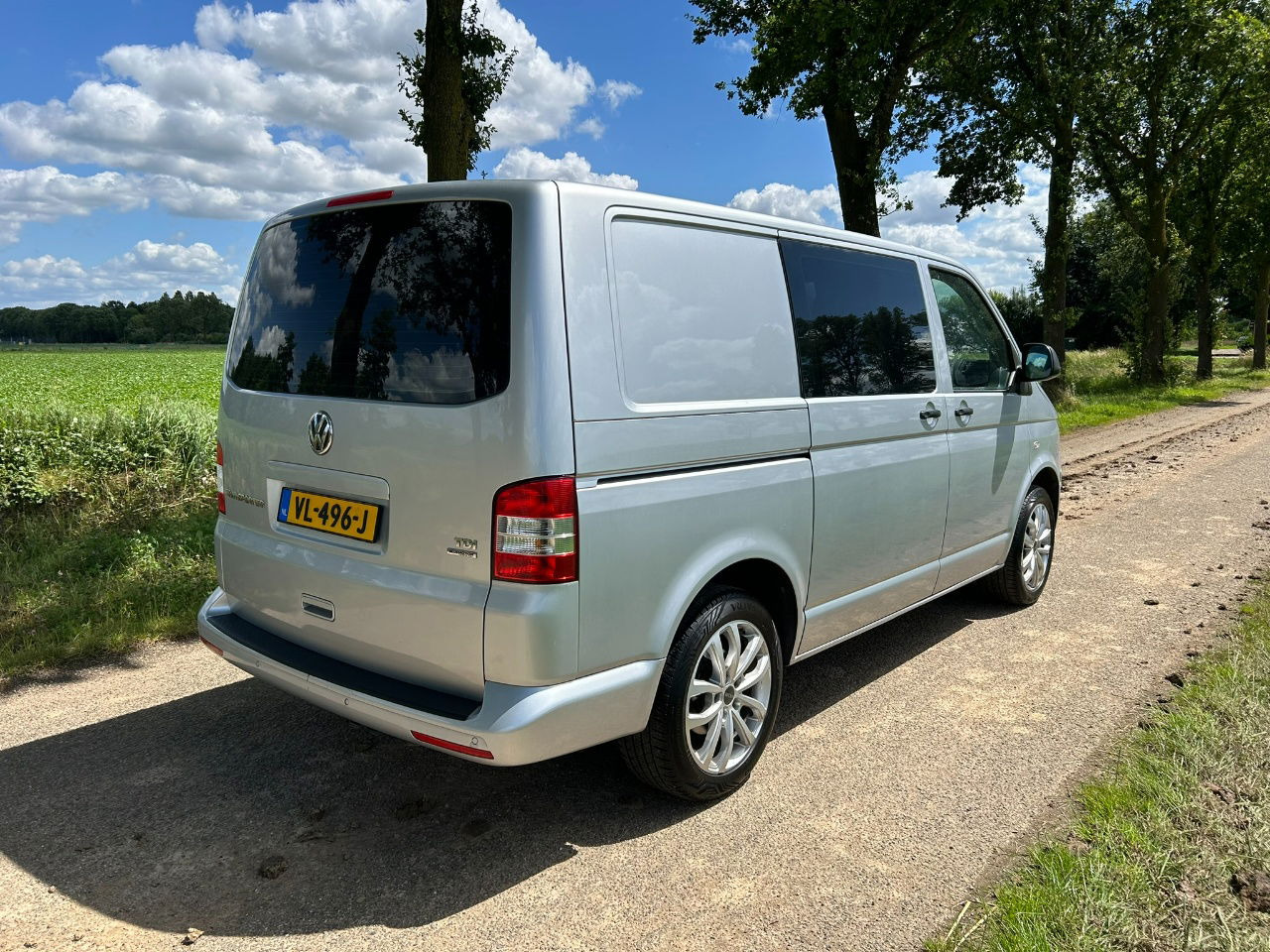 Volkswagen Transporter 2.0 TDI Bleumotion Technology L1 H1 114 PK apk 14-12-2024 Airco NL - Furgão compacto: foto 4 Volkswagen Transporter 2.0 TDI Bleumotion Technology L1 H1 114 PK apk 14-12-2024 Airco NL - Furgão compacto: foto 4