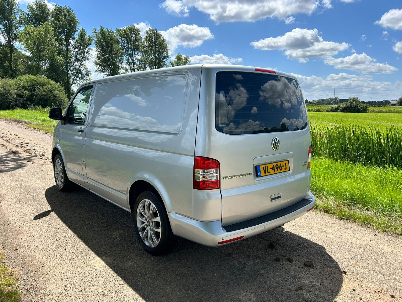 Volkswagen Transporter 2.0 TDI Bleumotion Technology L1 H1 114 PK apk 14-12-2024 Airco NL - Furgão compacto: foto 5 Volkswagen Transporter 2.0 TDI Bleumotion Technology L1 H1 114 PK apk 14-12-2024 Airco NL - Furgão compacto: foto 5