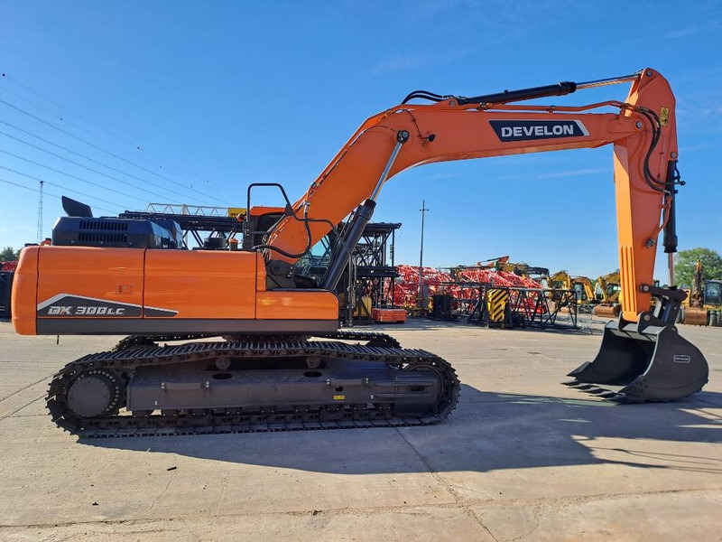 Escavadora de rastos nuevo Develon DX300LC-7M: foto 5