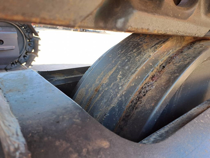 Escavadora de rastos nuevo Develon DX300LC-7M: foto 12